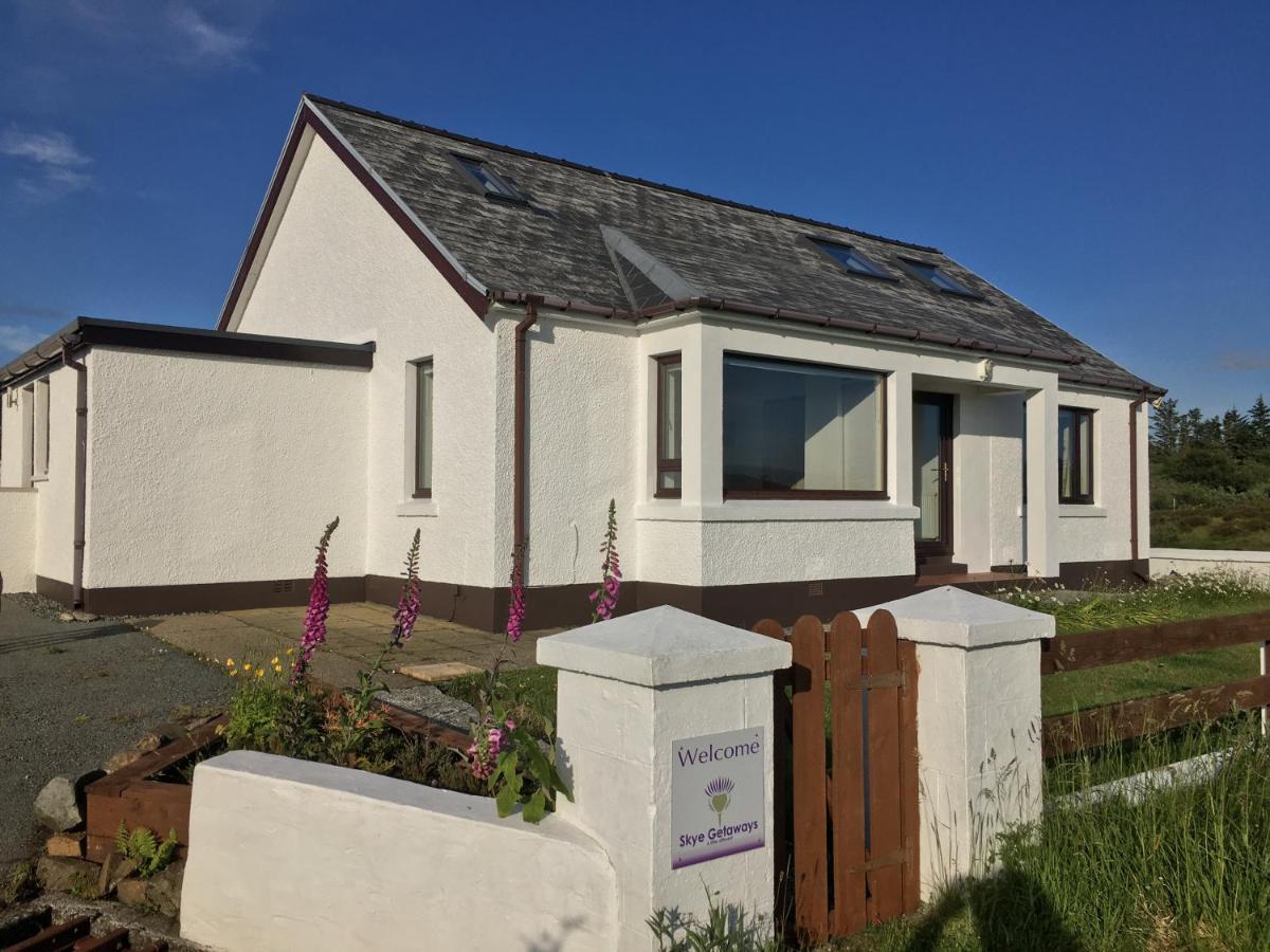 Skye Getaways Self Catering Accommodation Данвеган Экстерьер фото