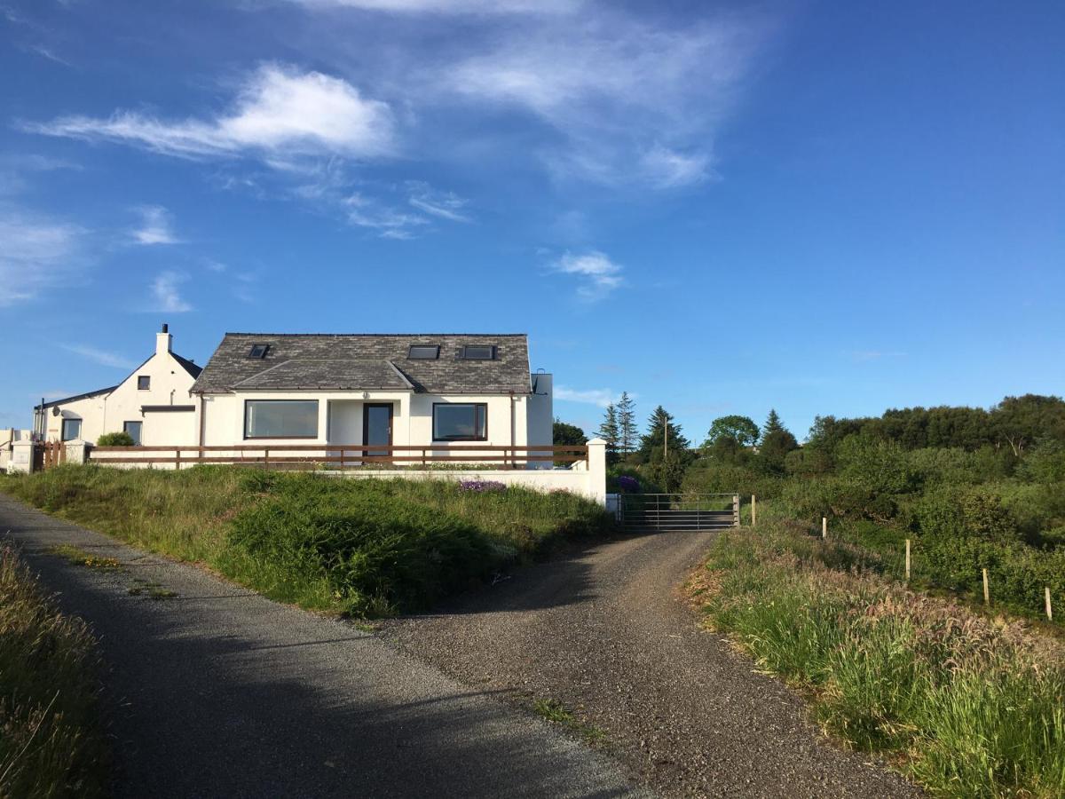 Skye Getaways Self Catering Accommodation Данвеган Экстерьер фото