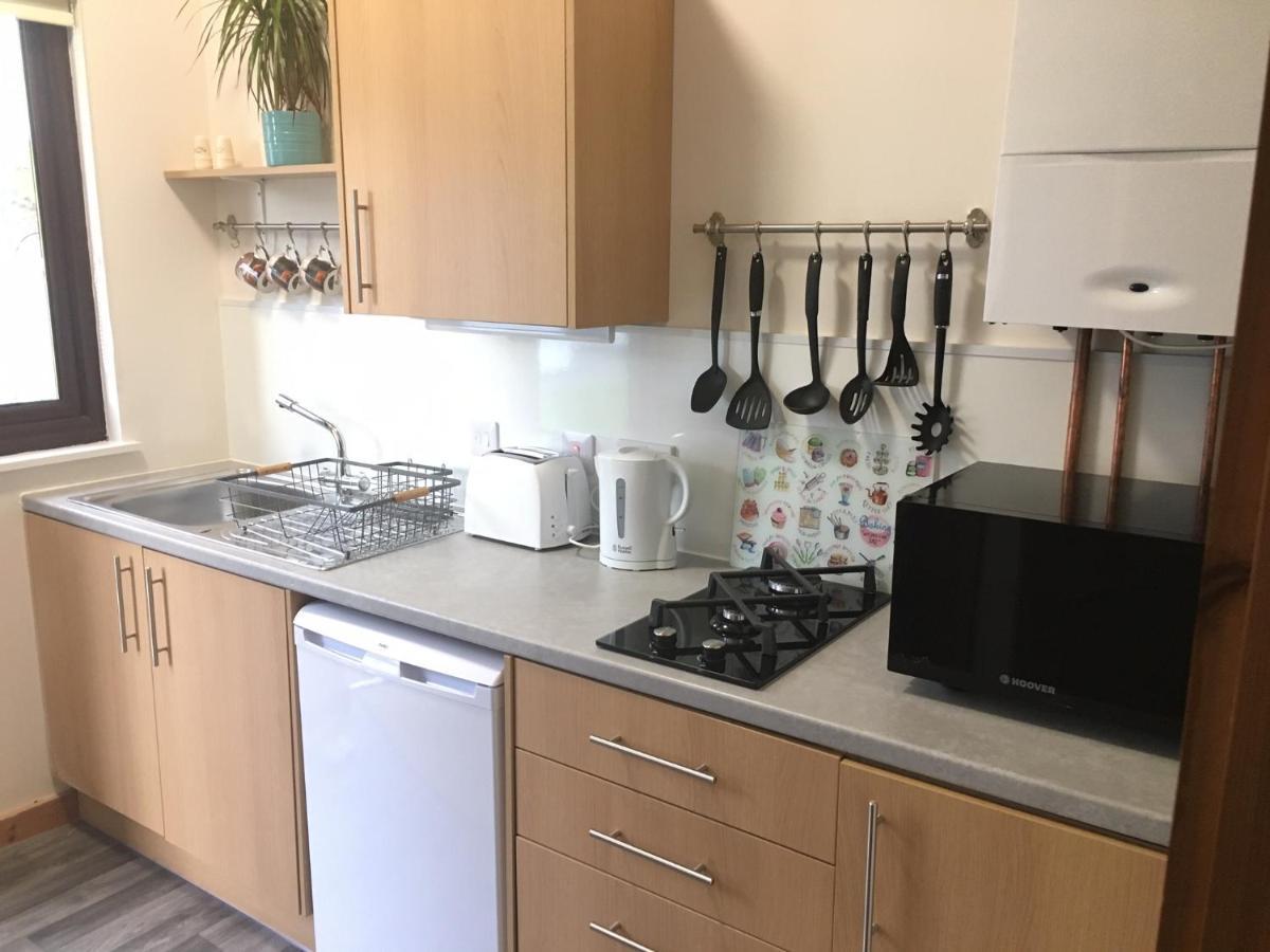 Skye Getaways Self Catering Accommodation Данвеган Экстерьер фото