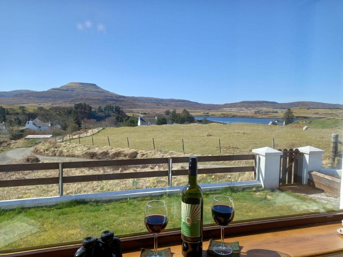 Skye Getaways Self Catering Accommodation Данвеган Экстерьер фото